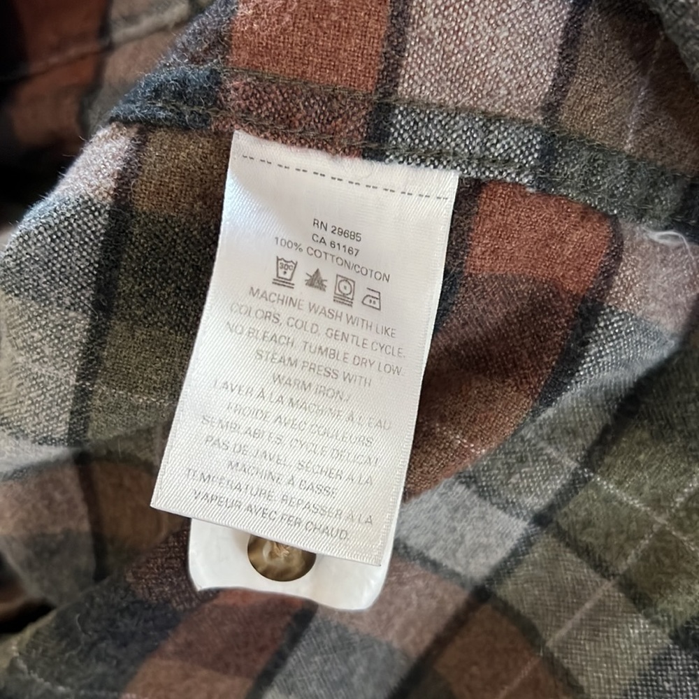 Men’s Pendleton Mason Button-Down Size Large - image 5